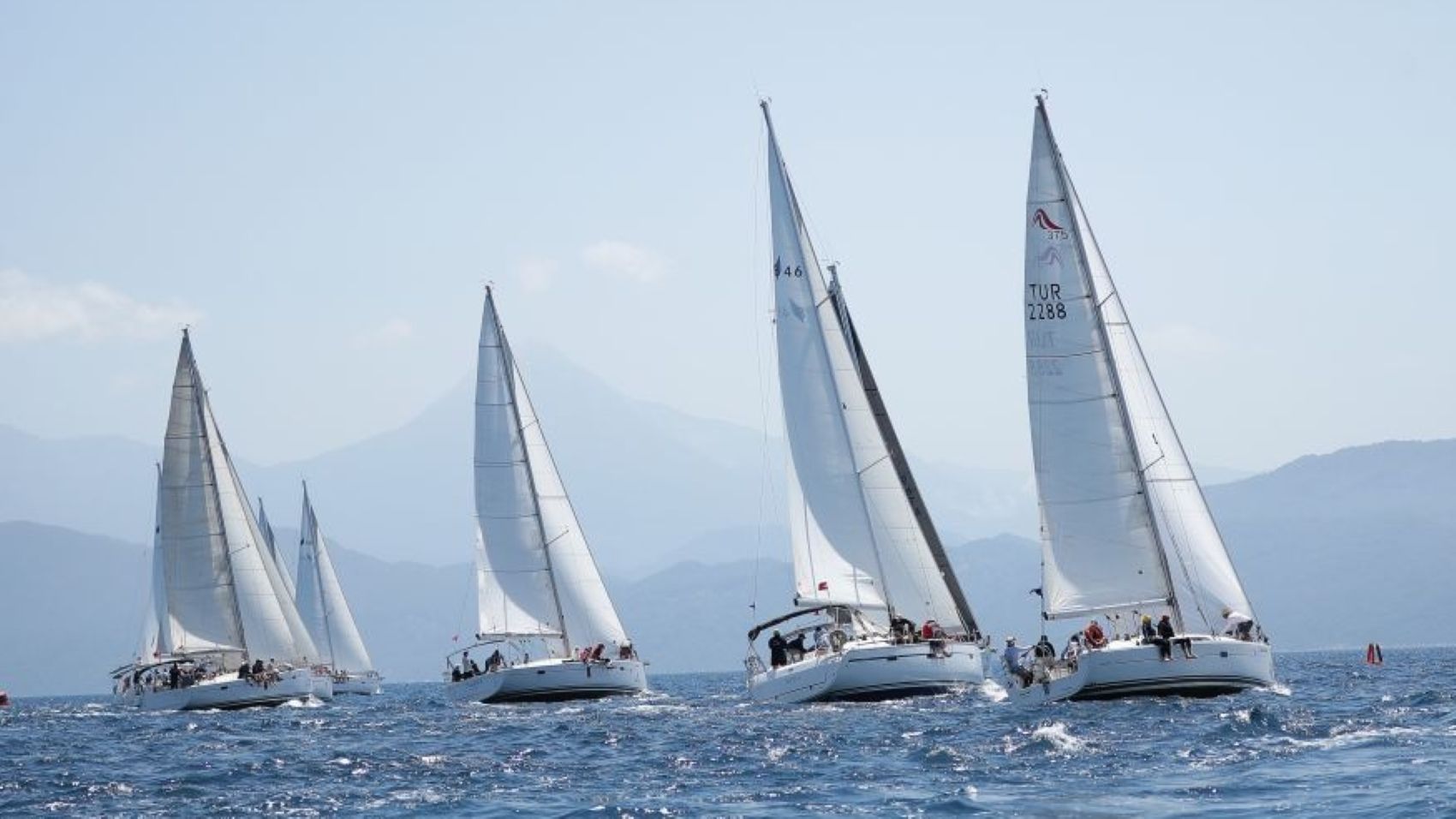 Яхты в гонке на регате GOCEK ATATURK CUP
