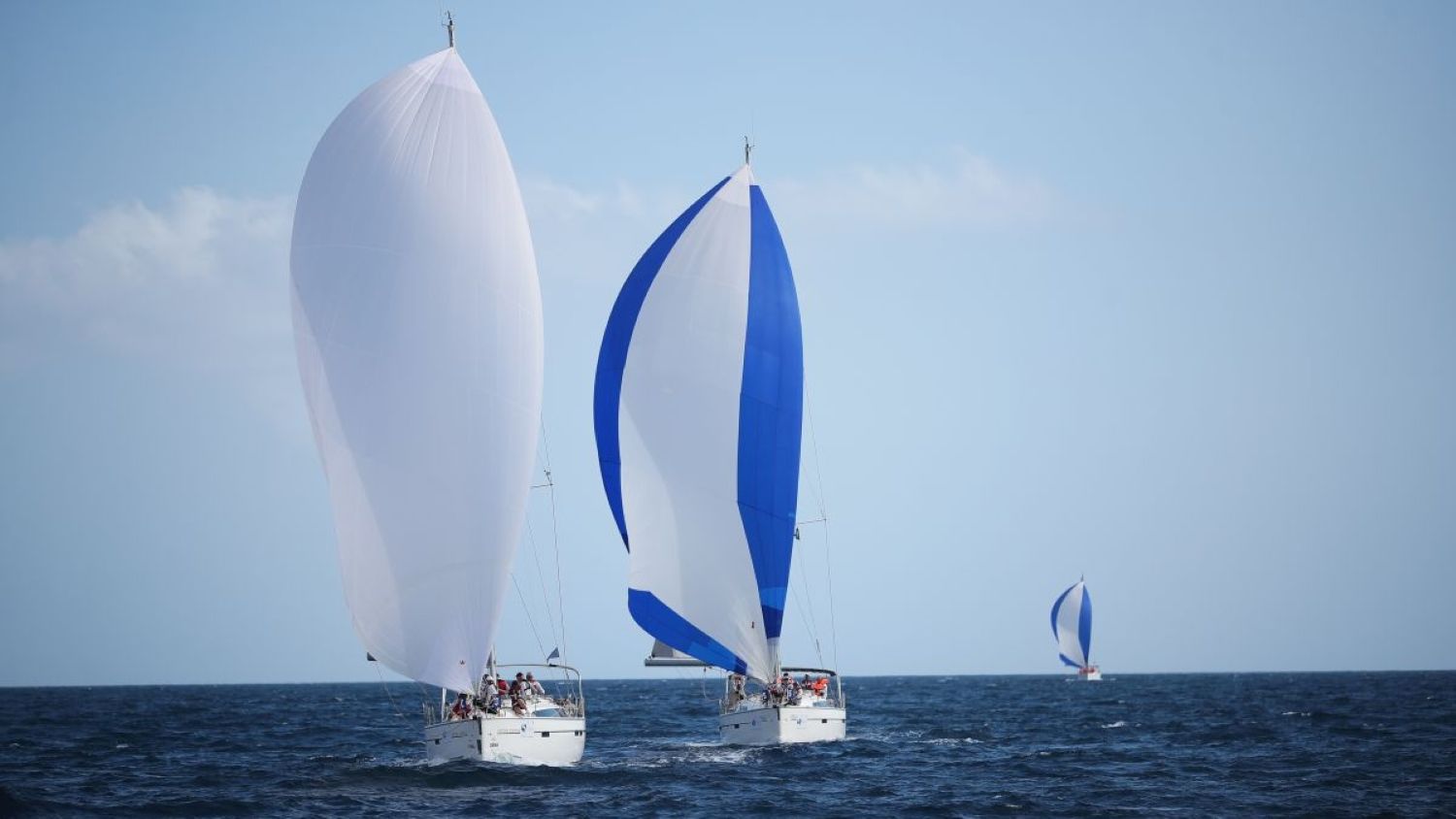 Яхты на дистанции в Гёчеке на регате GOCEK ATATURK CUP