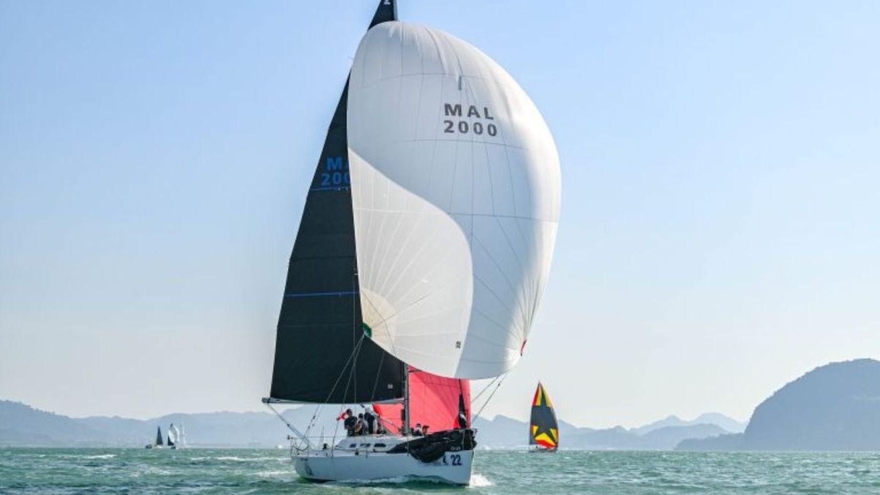 Яхта в на регате Langkawi Regatta
