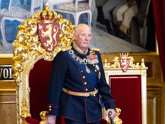 Король Норвегии - участник гонок на парусных яхтах